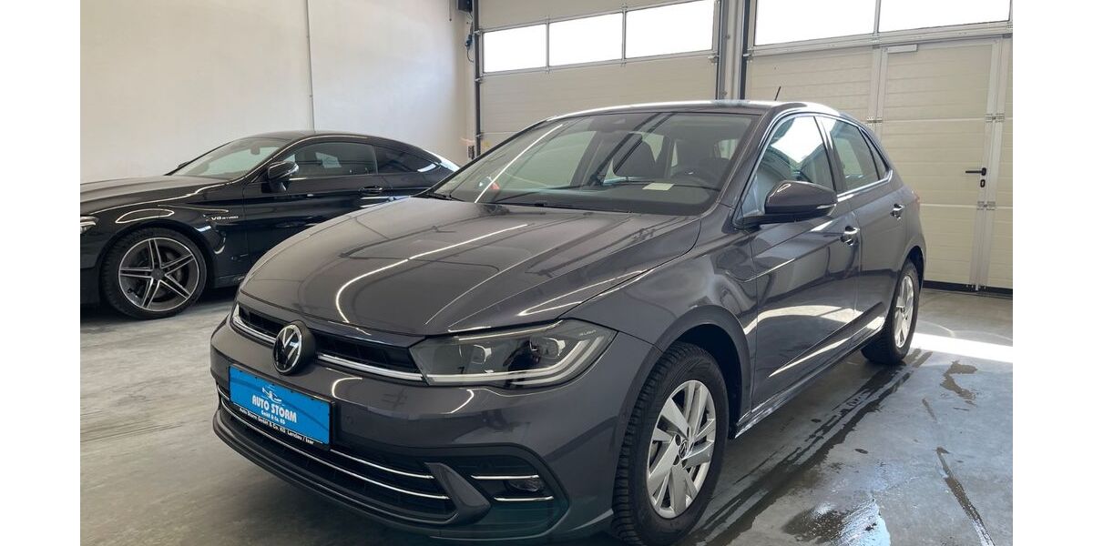 VW Polo 8.250 km 18.999 &euro; Landau a.d.Isar 94405
