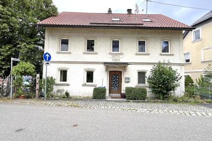 Haus Rugendorf - 12 Zimmer, 270 m&sup2;, 880&euro; | Angebot:25272241