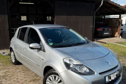 Renault Clio 137.000 km 3.600 &euro; Worpswede 27726