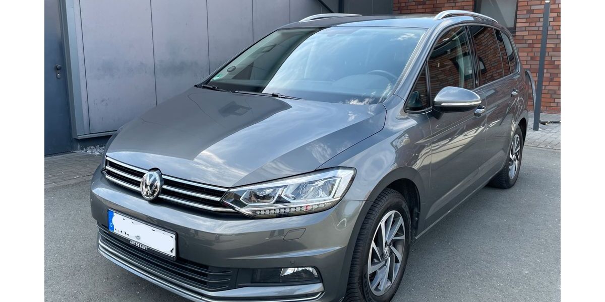 VW Touran 125.177 km 16.900 &euro; Warendorf 48231