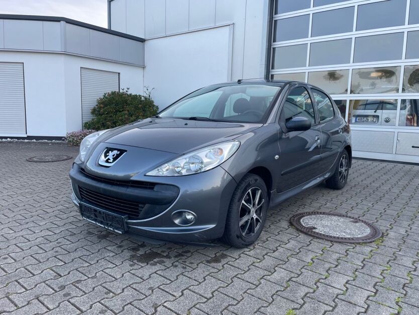 Peugeot 206 140.728 km 2.990 € Korbach 34497