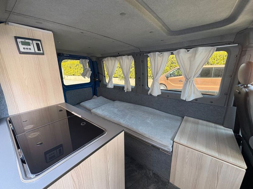 Opel Movano 196.900 km 13.445 € Greven 48268