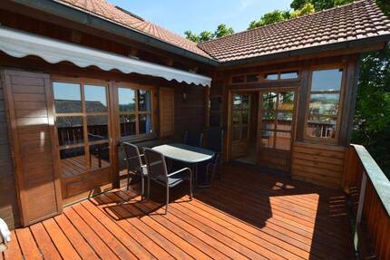 6-Zi.-Holz-EFH mit Südterrasse, Wintergarten, 2 Balkonen u. Blick ins Grüne in der Gmd. Lappersdorf 6 zimmer