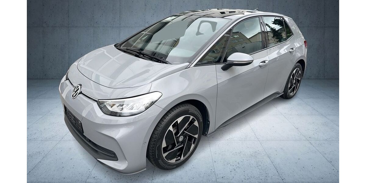 VW ID.3 25.400 km 32.480 € Frankfurt am Main 60528