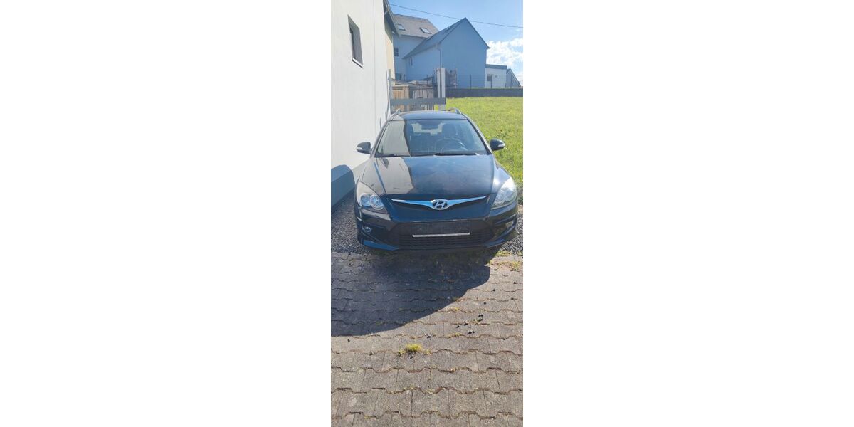 Hyundai i30 176.000 km 3.900 &euro; Piesport 54498