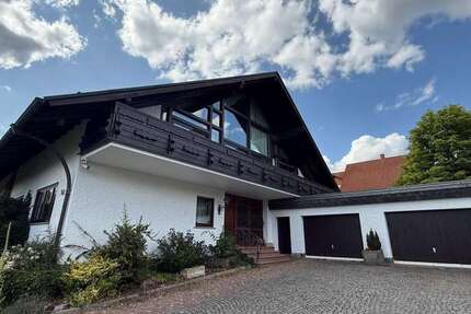 Haus Neuhof - 10 Zimmer, 478 m&sup2;, 695.000&euro; | Angebot:26333504