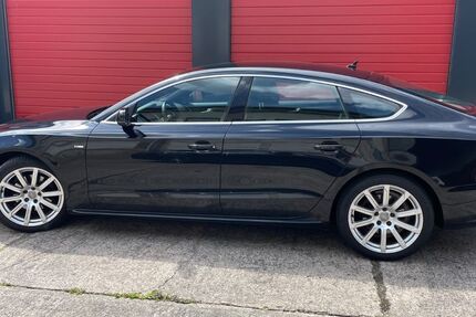 Audi A5 247.484 km 7.985 &euro; Schwerin 19055