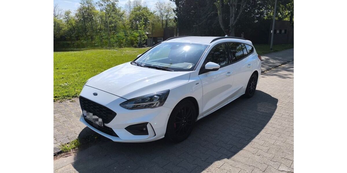Ford Focus 65.000 km 15.990 &euro; Nohfelden-Eiweiler 66625