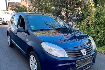 Dacia Sandero 140.141 km 2.200 € Bonn 53115