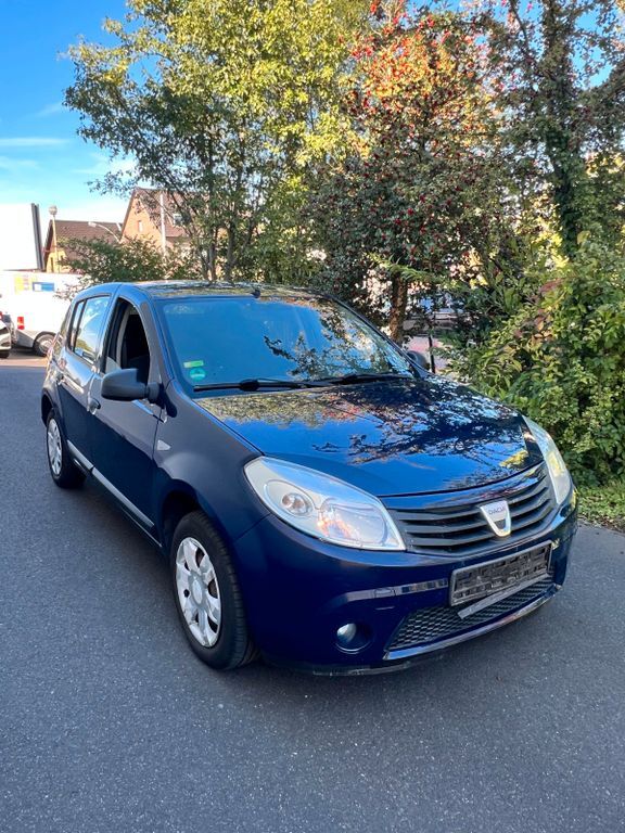 Dacia Sandero 140.141 km 2.200 € Bonn 53115