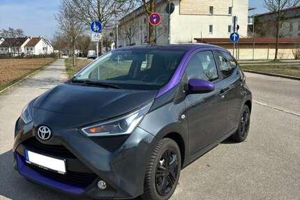 Toyota Aygo 54.821 km 7.850 &euro; Kirchheim b.München 85551