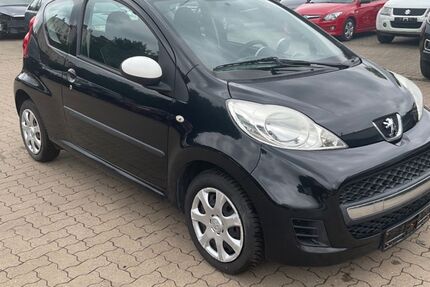 Peugeot 107 155.000 km 1.299 &euro; Hamburg 21107