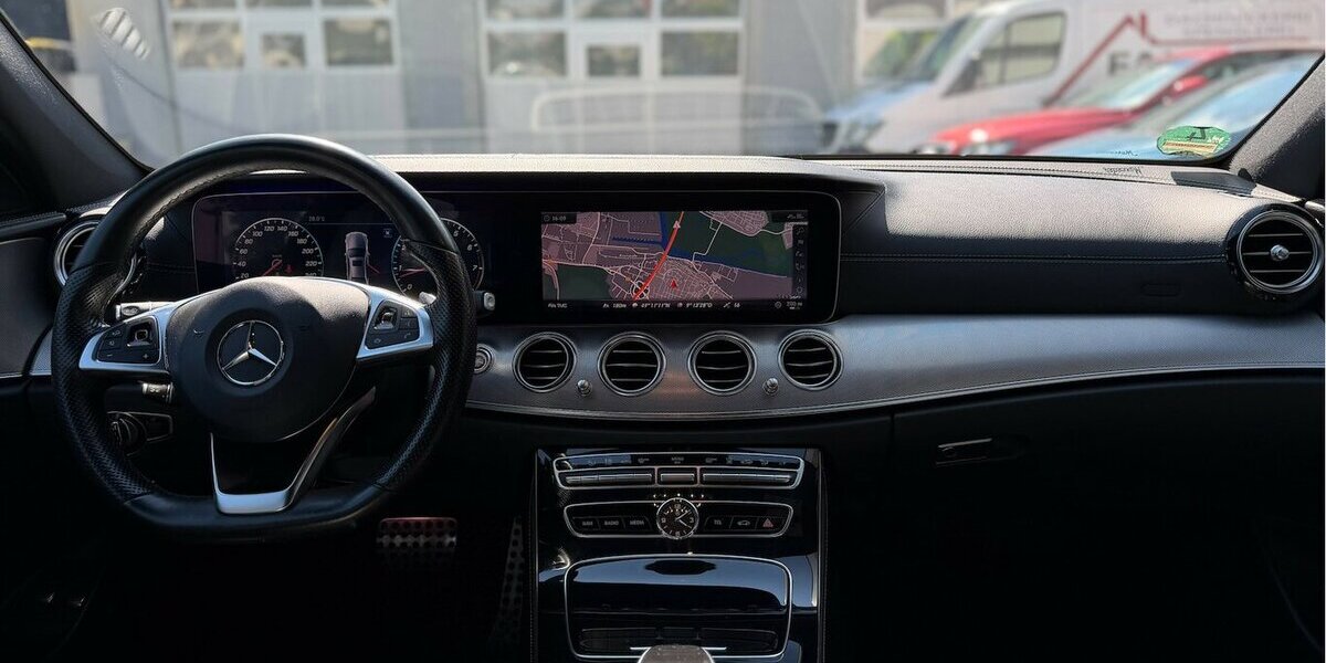 Mercedes-Benz E 400 Limousine 4Matic AMG Line 341.000 km 19.990 &euro; Neckarsulm 74172