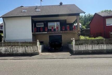 Haus Hillesheim - 7 Zimmer, 164 m&sup2;, 259.000&euro; | Angebot:27066452