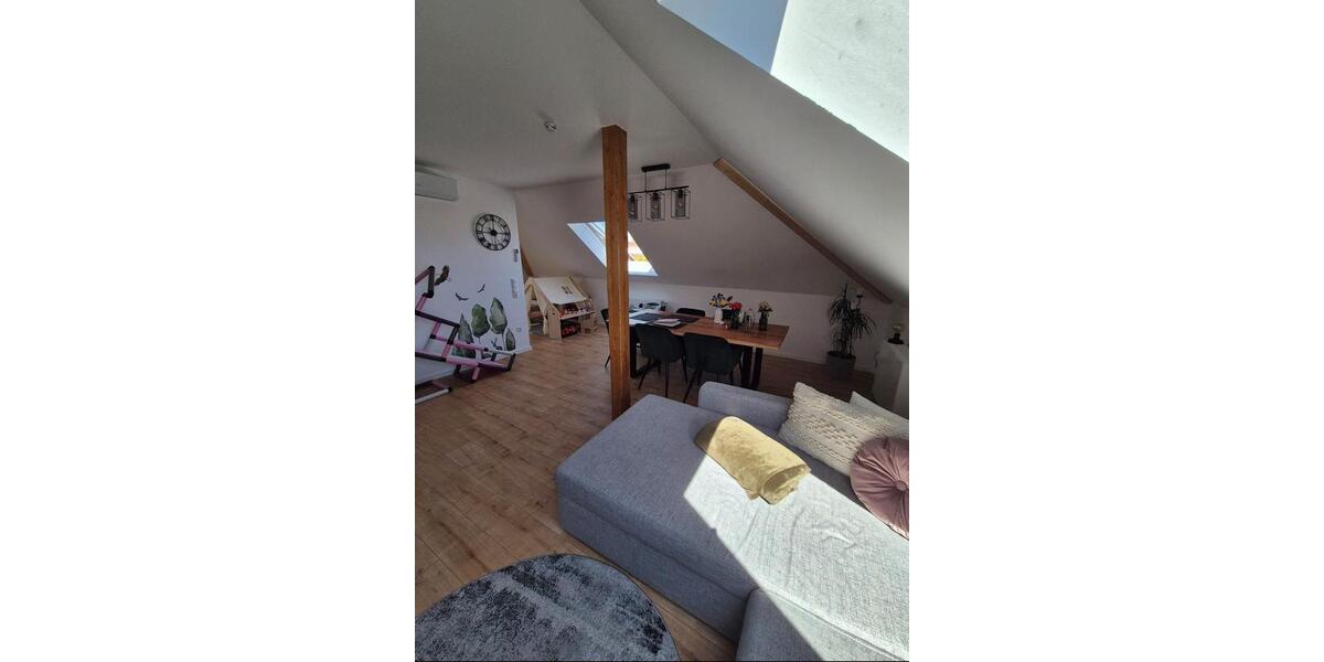 Dachgeschoßwohnung Rhauderfehn - 3 Zimmer, 68 m&sup2;, 650&euro; | Angebot:26398886