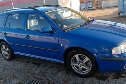 Skoda Octavia 246.450 km 1.690 &euro; Bad Kösen 06628