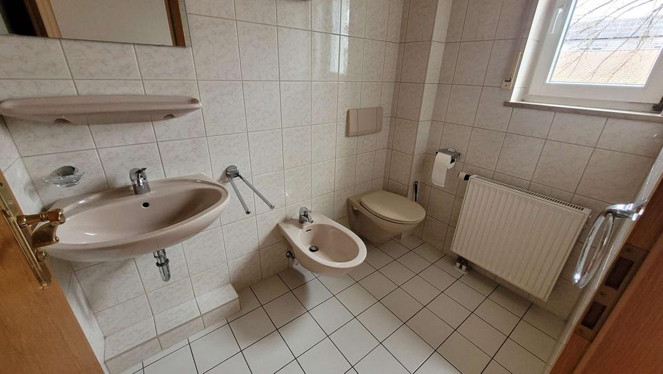 Erdgeschoßwohnung Erlangen Alterlangen - 4 Zimmer, 99 m&sup2;, 890&euro; | Angebot:26417039