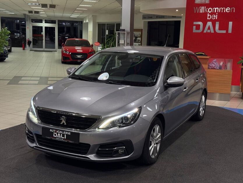 Peugeot 308 107.000 km 11.200 € Mayen 56727