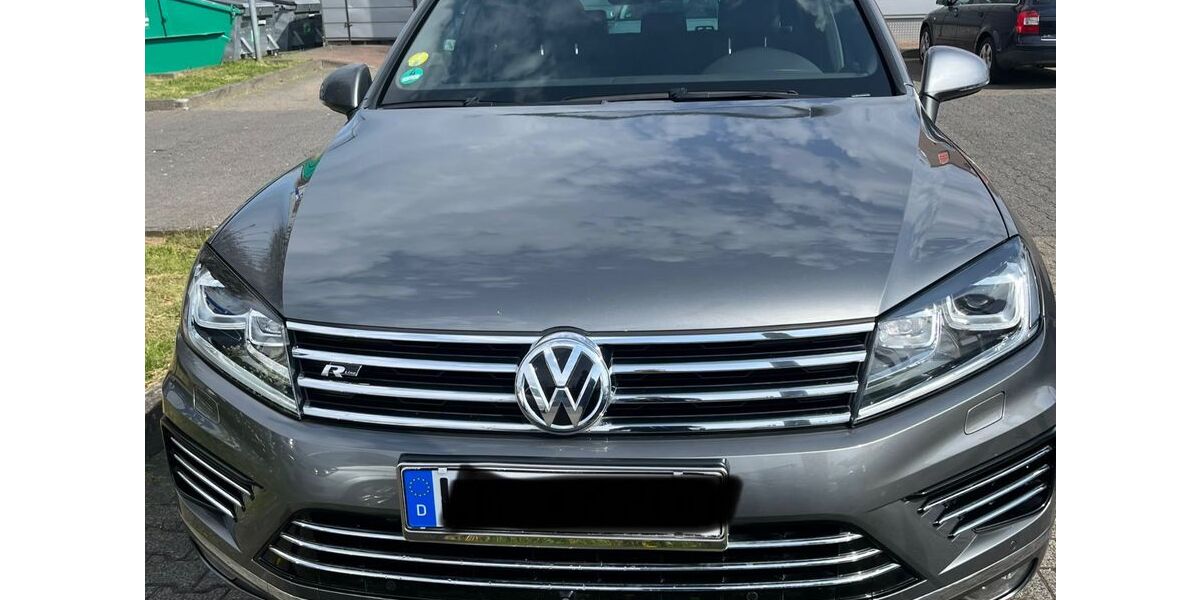 VW Touareg 139.800 km 25.400 &euro; Dornburg 65599