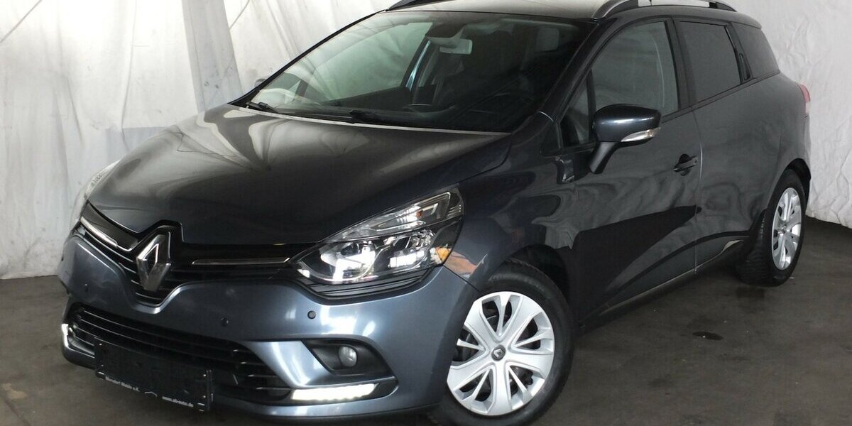 Renault Clio EXPRESSION NAVI PARCTRONIC START-STOP 118.021 km 7.680 &euro; Köln 50858