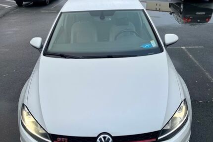 VW Golf 166.400 km 9.500 &euro; Rüsselsheim am Main 65428