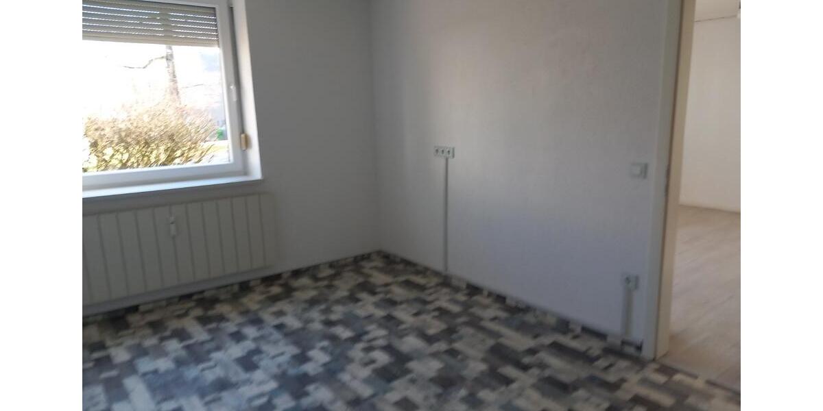 Erdgeschoßwohnung Wolfsburg - 4 Zimmer, 70 m&sup2;, 180.000&euro; | Angebot:25326398