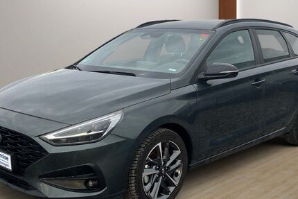Hyundai i30 9.656 km 22.790 &euro; Landau 76829