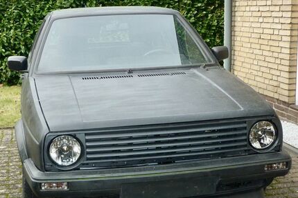 VW Golf 101.209 km 3.800 &euro; Moorrege 25436