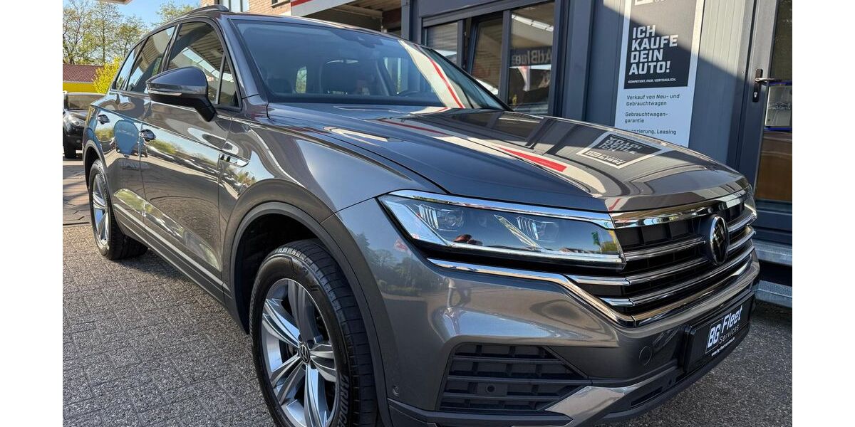 VW Touareg 121.900 km 39.190 &euro; Apen 26689