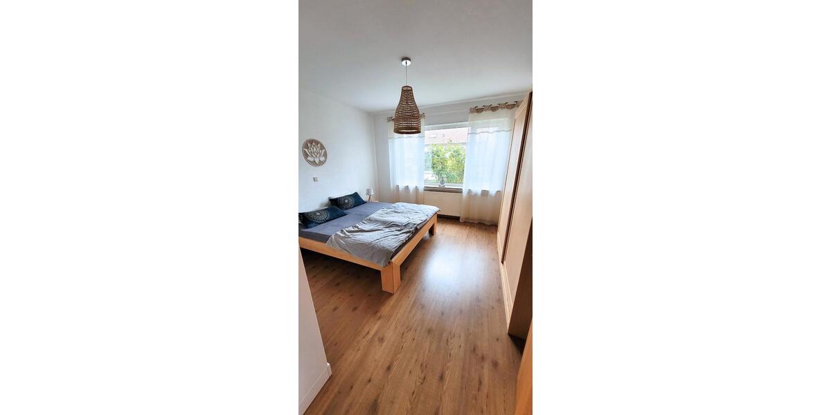 Erdgeschoßwohnung Saarlouis - 3 Zimmer, 120 m&sup2;, 1.200&euro; | Angebot:26388761
