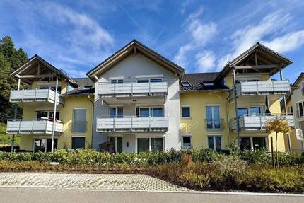 Grenznahe 4 Zi. Galerie DG mit Balkon ca. 112 m² - Wohnung 9 - Siegfriedstr. 4, 79787 Lauchringen - Neubau KFW 4 zimmer