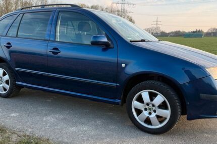 Skoda Fabia 165.000 km 2.999 &euro; Ense 59469