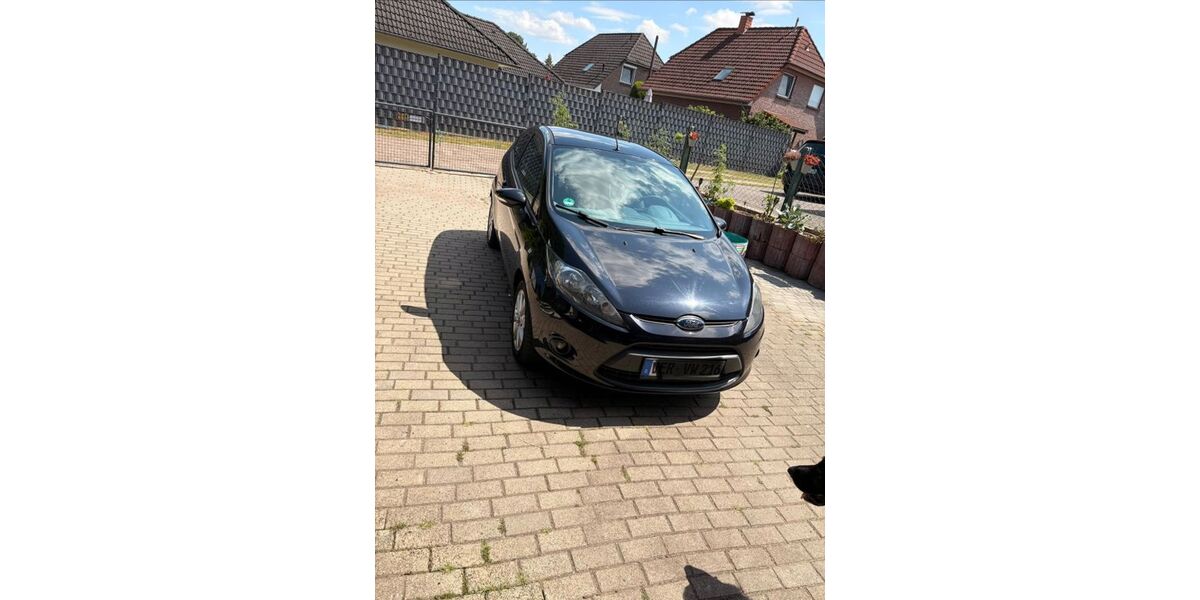 Ford Fiesta 213.000 km 2.100 &euro; Achim 28832
