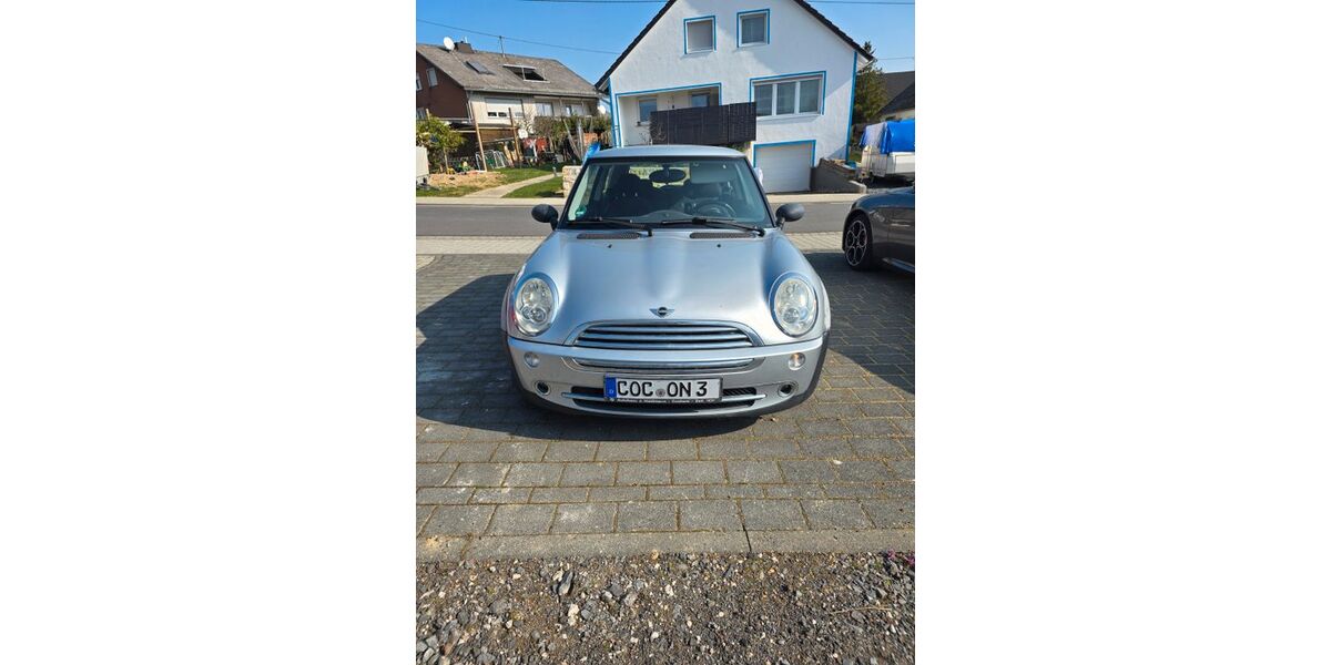 Mini ONE 184.250 km 2.000 &euro; Greimersburg 56814