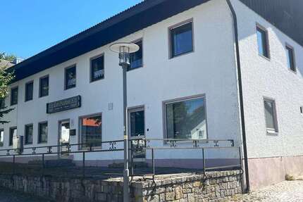 Haus zum Kaufen in Spiegelau 245.000 € 608 m² 15 zimmer