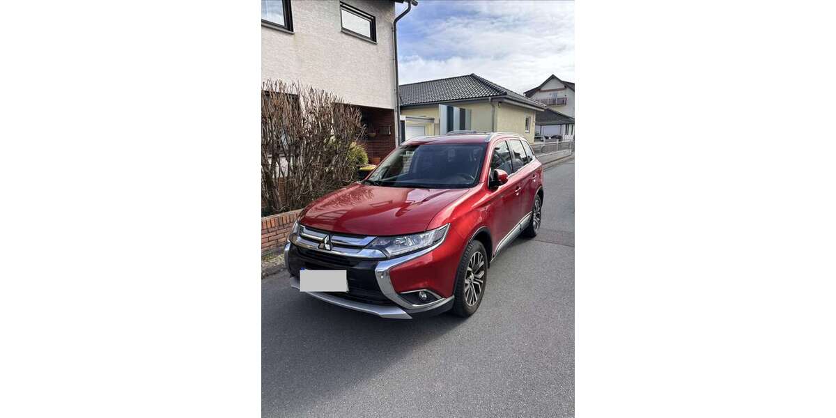 Mitsubishi Outlander 65.000 km 17.390 &euro; Frankfurt 60437