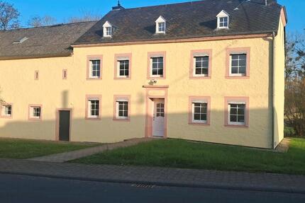Haus Mettendorf - 5.5 Zimmer, 140 m&sup2;, 1.250&euro; | Angebot:26261600
