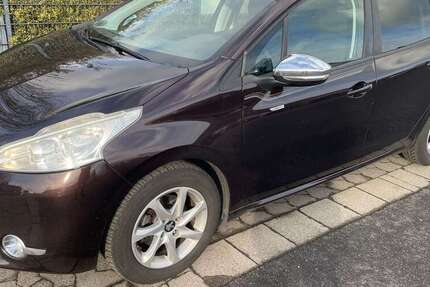 Peugeot 208 91.000 km 3.990 &euro; Sinzig 53489