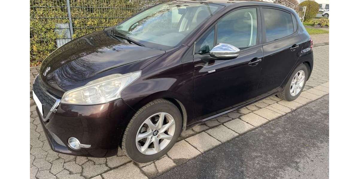 Peugeot 208 91.000 km 3.990 &euro; Sinzig 53489