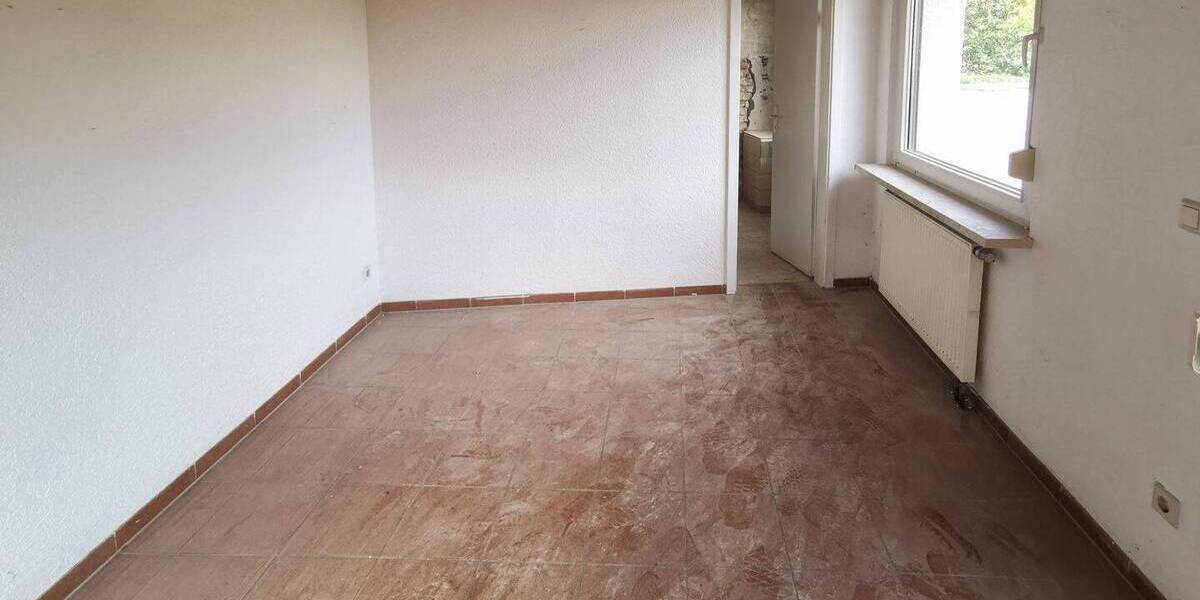 Arbeiten und Wohnen, kleines MFH oder Mehrgenerationenhaus - teilsaniert, individuell gestaltbar 9 zimmer