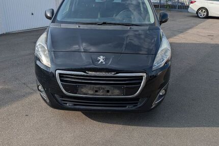 Peugeot 5008 275.500 km 5.200 € Neu-Ulm 89231
