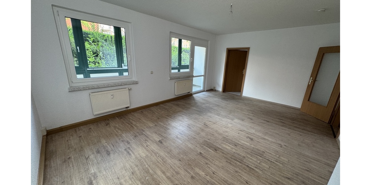 Wohnen mit Mehrwert: 2-Raum-Wohnung mit großzügigem Doppel-Wintergarten in Gera-Bieblach! - Erdgeschoßwohnung Gera Alt-Bieblach | Angebot:27082956