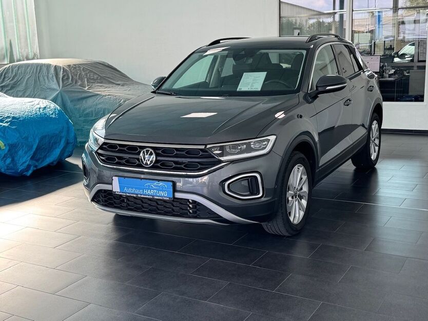 VW T-Roc 11.625 km 25.200 € Grebenhain 36355