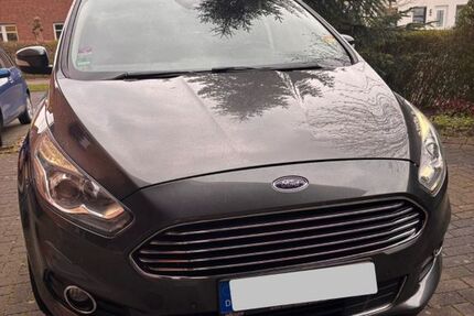 Ford S-Max 185.000 km 9.990 &euro; Lippstadt 59556