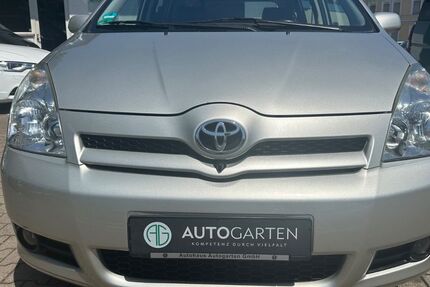 Toyota Corolla Verso 106.000 km 6.850 &euro; Paderborn 33098