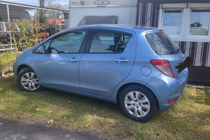 Toyota Yaris 59.500 km 7.600 &euro; Münster 48163