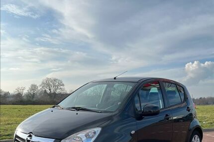 Opel Agila 214.501 km 2.400 &euro; Düren 52351