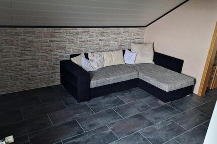 2 ZKB DG Wohnung Waldeck nähe Schloß