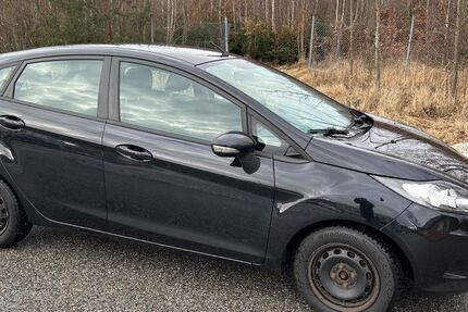 Ford Fiesta 169.998 km 2.800 &euro; Penzing 86929
