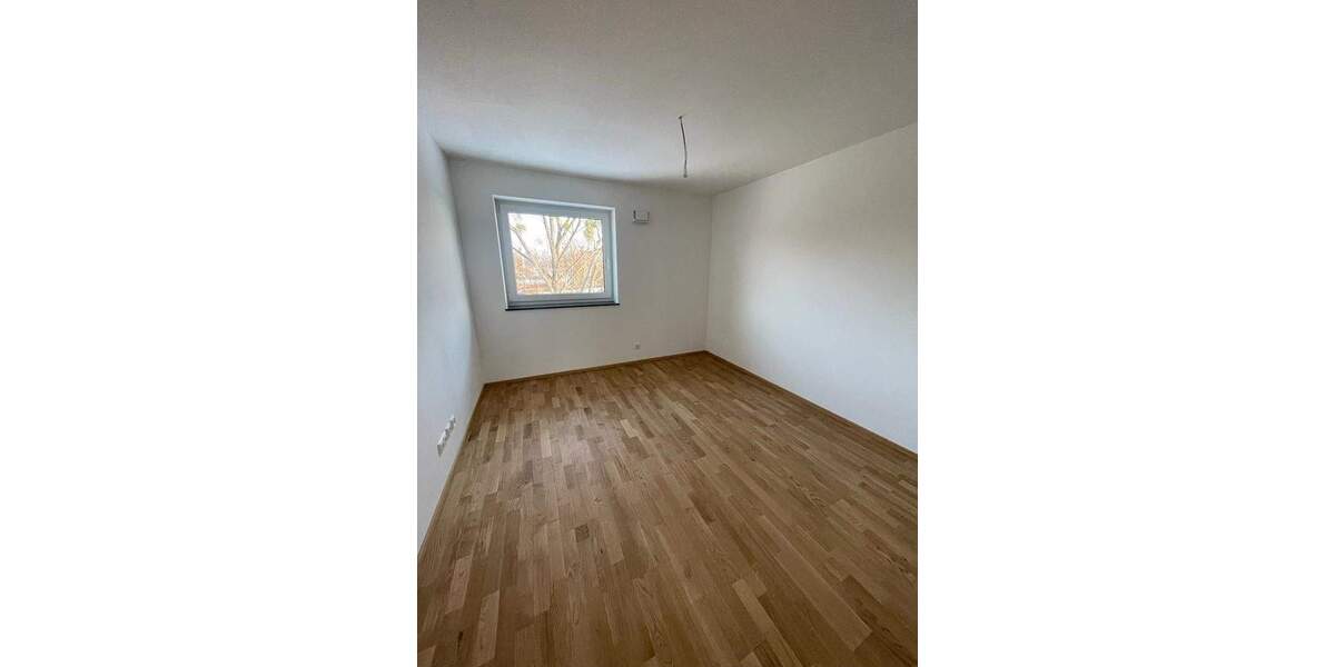 Etagenwohnung Schweinfurt Musikerviertel und amerik. Siedlung - 3 Zimmer, 94 m&sup2;, 999&euro; | Angebot:26435771